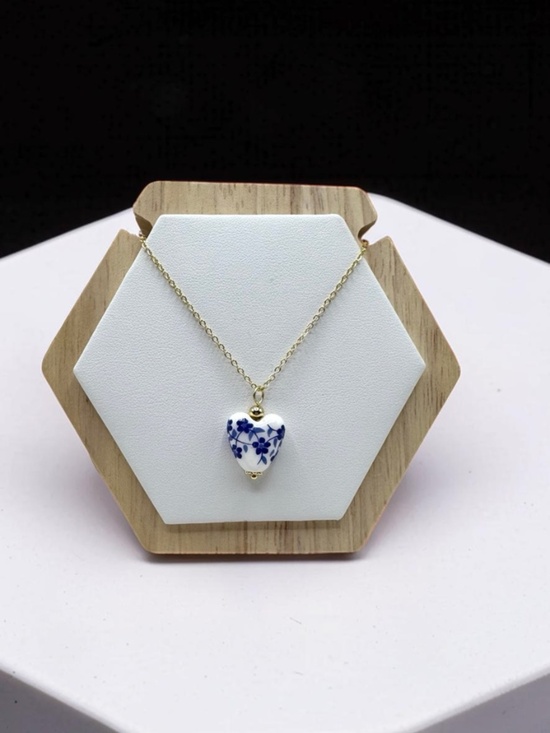 Jewelry - Chinese Porcelain Heart Pendant Necklace
